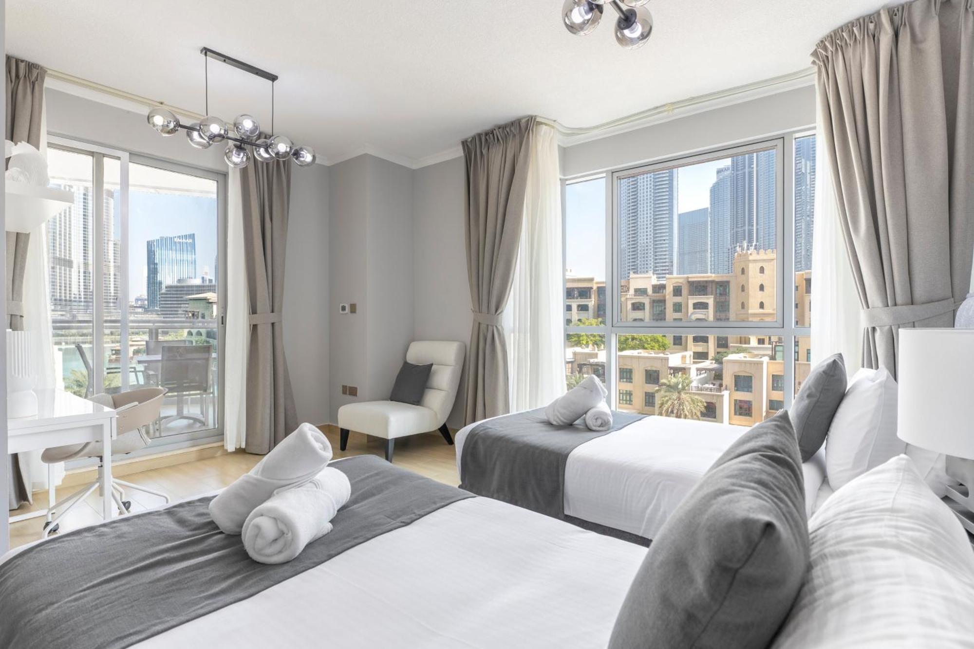 The Residences Tower - Full Burj Khalfa View ドバイ エクステリア 写真